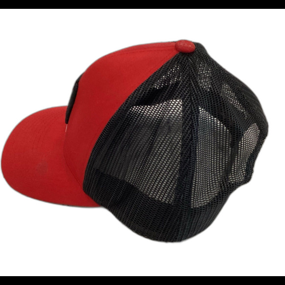 Travis Mathew Cap Hat Men’s Adjustable Snapback Black/Red/ Silver Truckers Cap - Picture 5 of 7